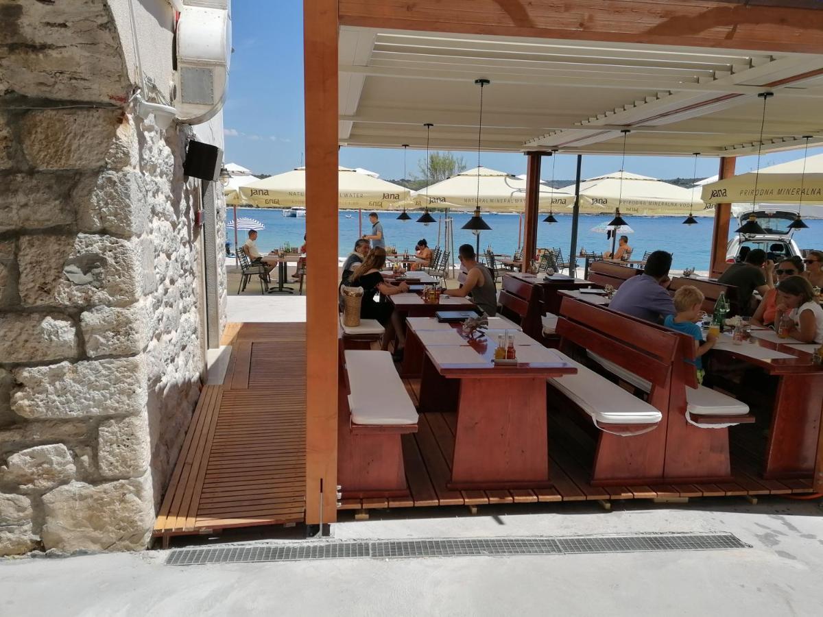 Apartman Bracera Primošten Exteriér fotografie